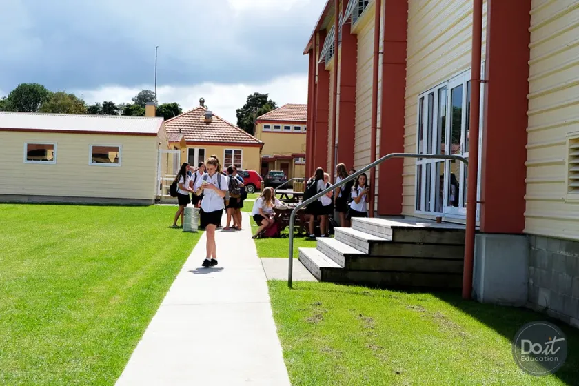 Whangarei Girls High School 5 v2